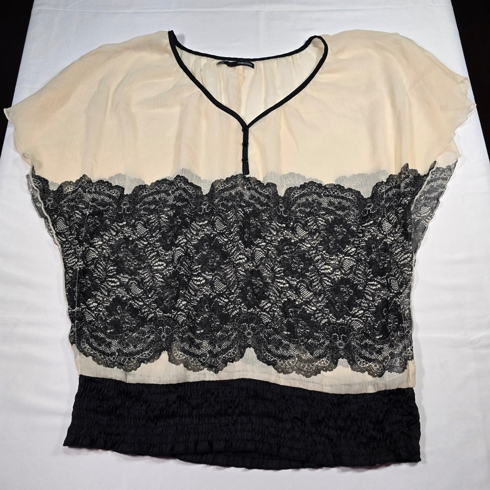 Maurices Womens Medium Cream Black Lace Chiffon Smocked Hem V-Neck Blouse Top - Picture 1 of 8